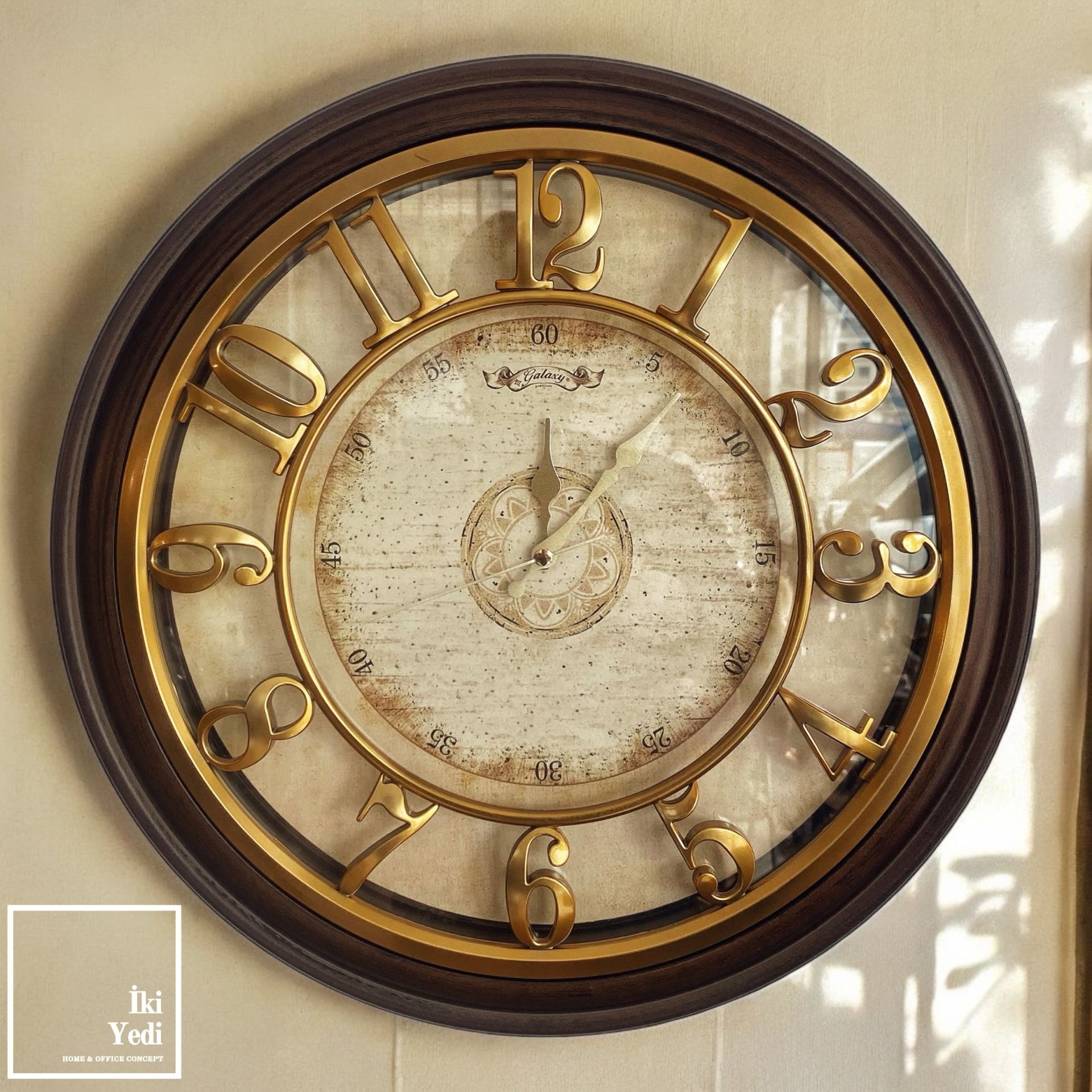 Cortes 45 cm Duvar Saati Ceviz Kahverengi Gold Renk Dekoratif Saat Ev Ofis Duvar Dekorasyonu