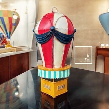 Ryno Retro Sıcak Hava Balonu Figürü – Metal Maket Obje, Asılabilir ve Masaüstü Dekoratif Hediyelik