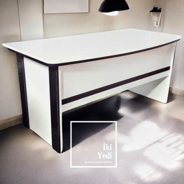 Heuman Siyah Beyaz 160 cm Çalışma Masası Kavisli Minimalist Modern Ofis Mobilyası Büro Mobilyaları Yönetici Personel
