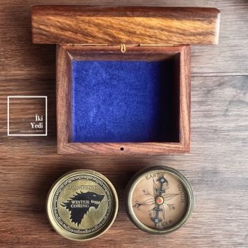 Ejderha Desenli Ahşap Kutulu Antika Pirinç Pusula – Lüks Dekoratif Obje, Ofis Hediyesi