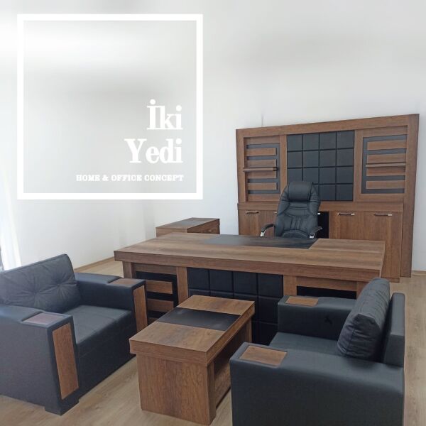 Nemesis Deri Kaplamalı Üniteli Makam Oda Takımı Patron Ofis Mobilyası Büro Mobilyaları Yönetici Masası Açılır Bölmeli Koltuklu