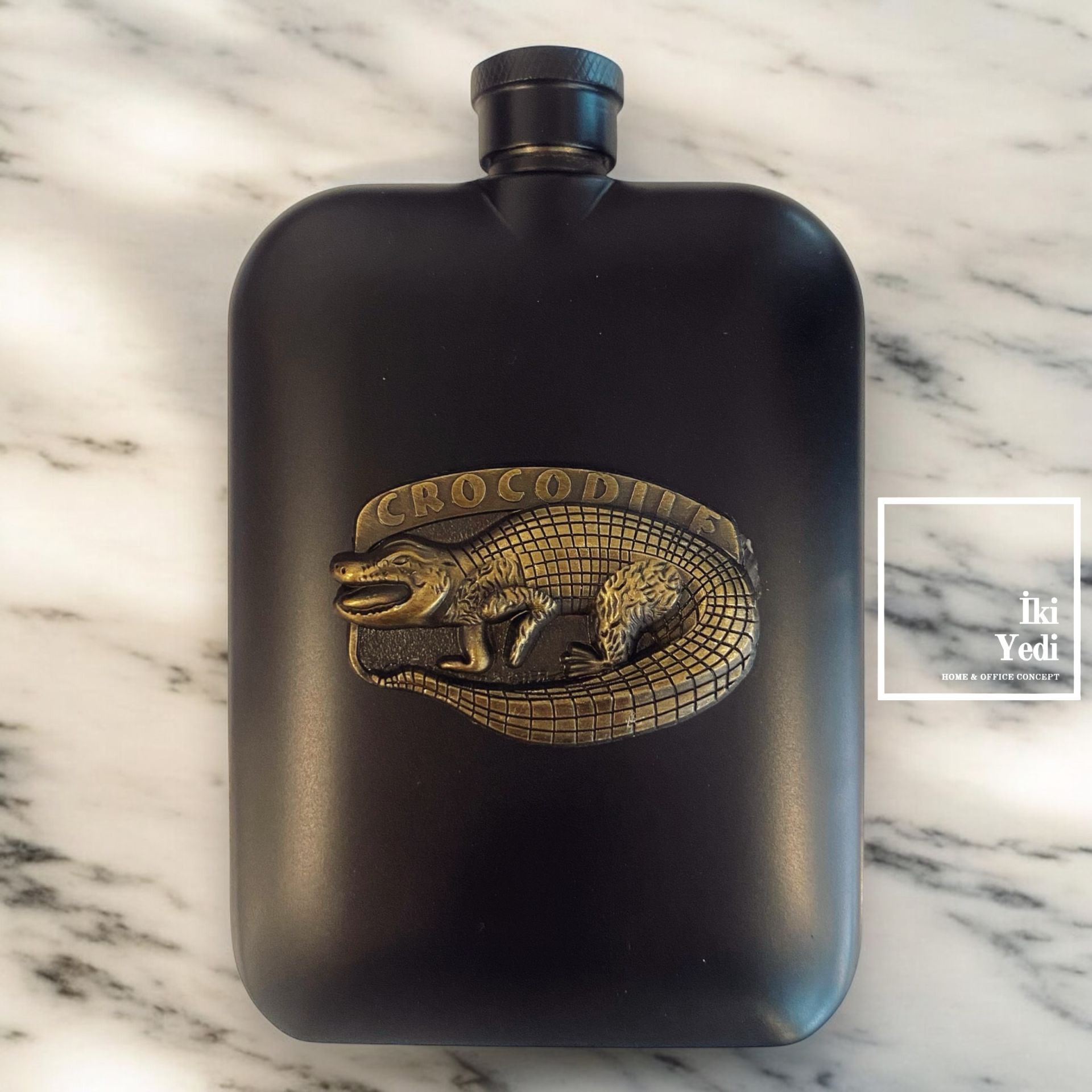 Figal Siyah Timsah Figürlü 6 Oz Matara – Paslanmaz Çelik Metal İçki Kabı, Erkeklere Hediyelik