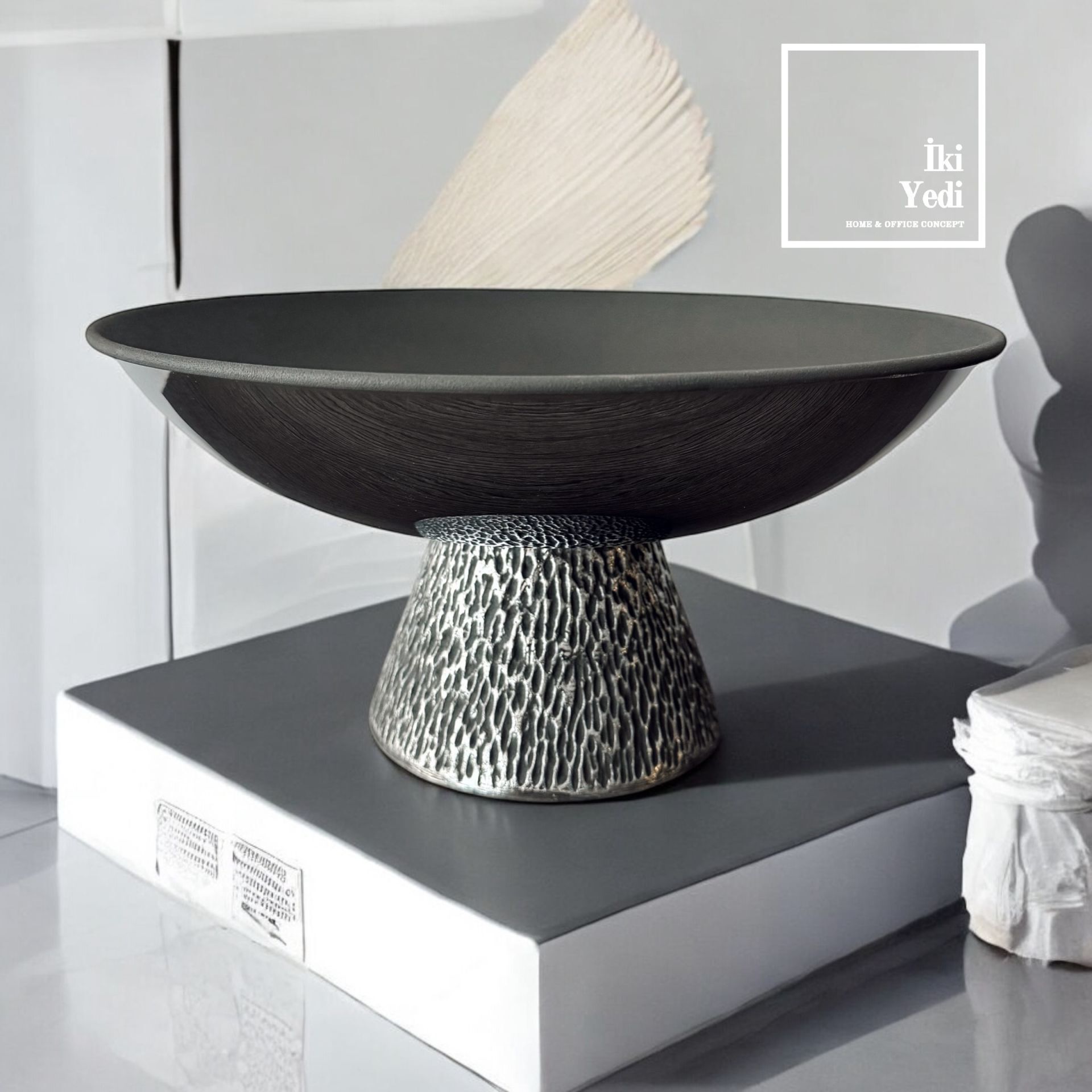 Della 77-3 Alüminyum Döküm Dekoratif Kase, 26×11,5 cm İkramlık Tabak, Yeni Ev Ofis Hediyesi