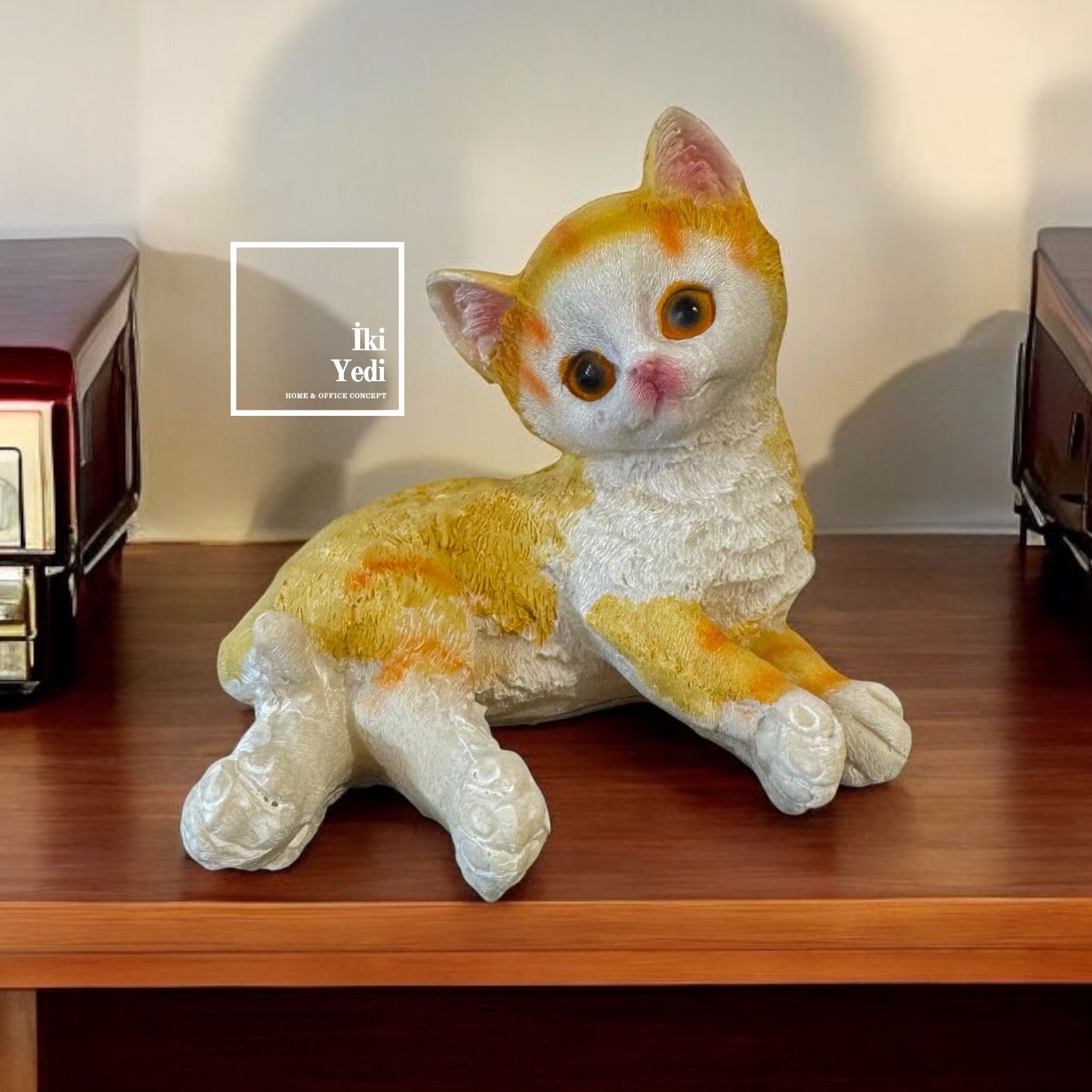 Minicat 77-1 Küçük Kedi Dekoru Dekoratif Obje Hayvan Bibloları Ev Ofis Dekorasyonu Veteriner Petshop Mağazaları