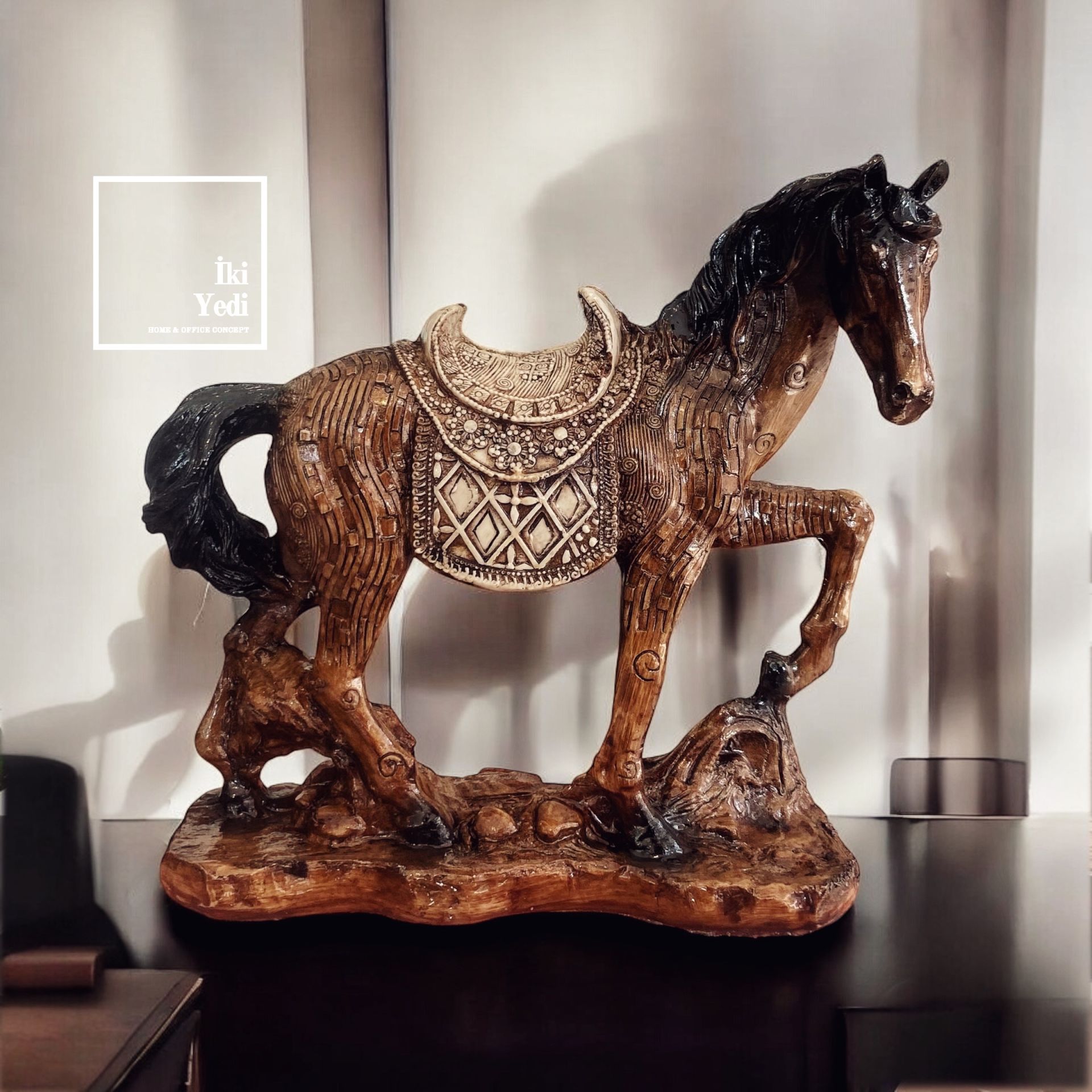 Rhone 77-1 Etnik Ahşap Görünümlü At Heykeli Ev Dekorasyonu Ofis Hediyesi Hediyelik Obje Eşya Figür