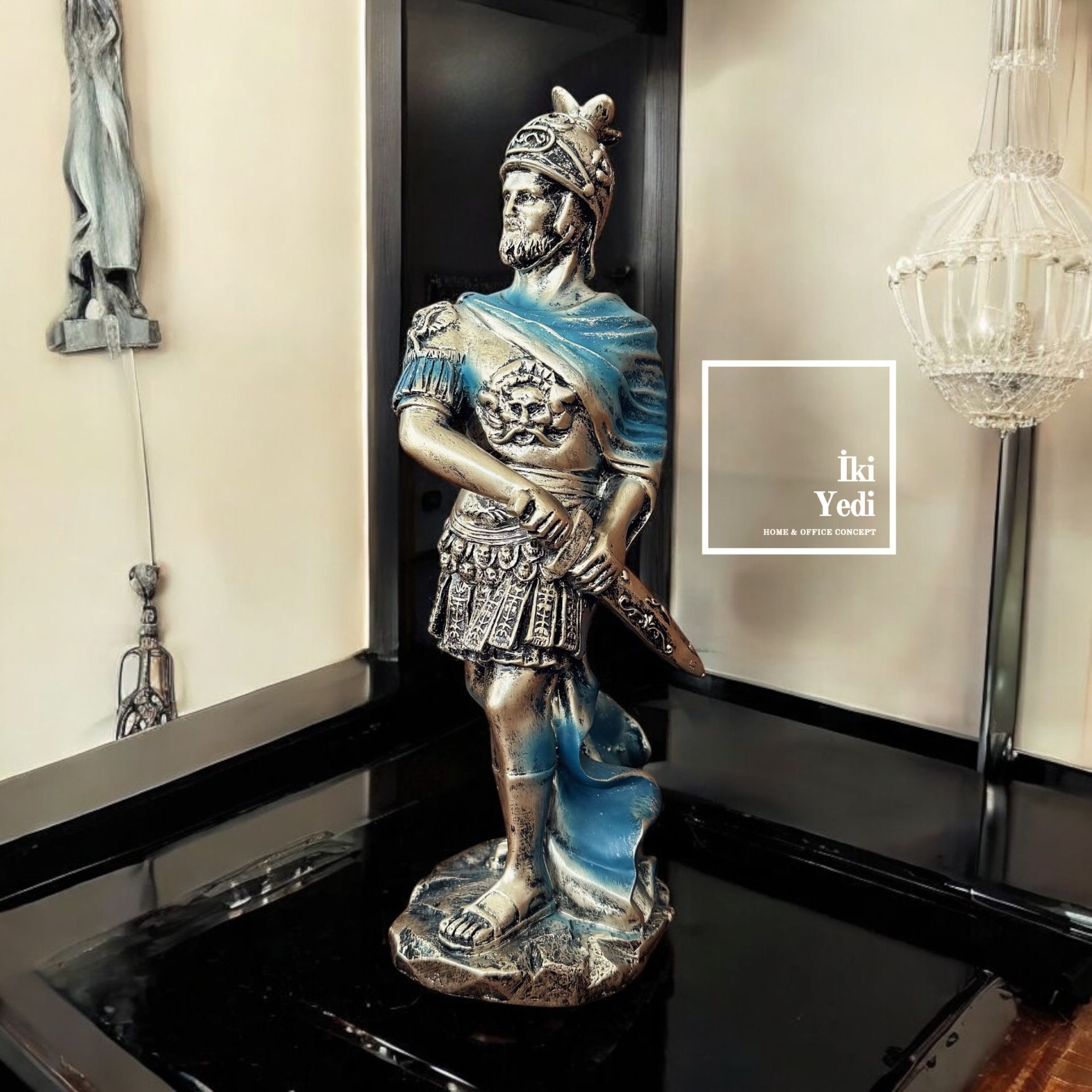 Antik Roma Savaşçısı Heykeli Dekoratif Hediyelik Objeler Tarihi Konsept Biblo İş Hediyesi Ofis Deko