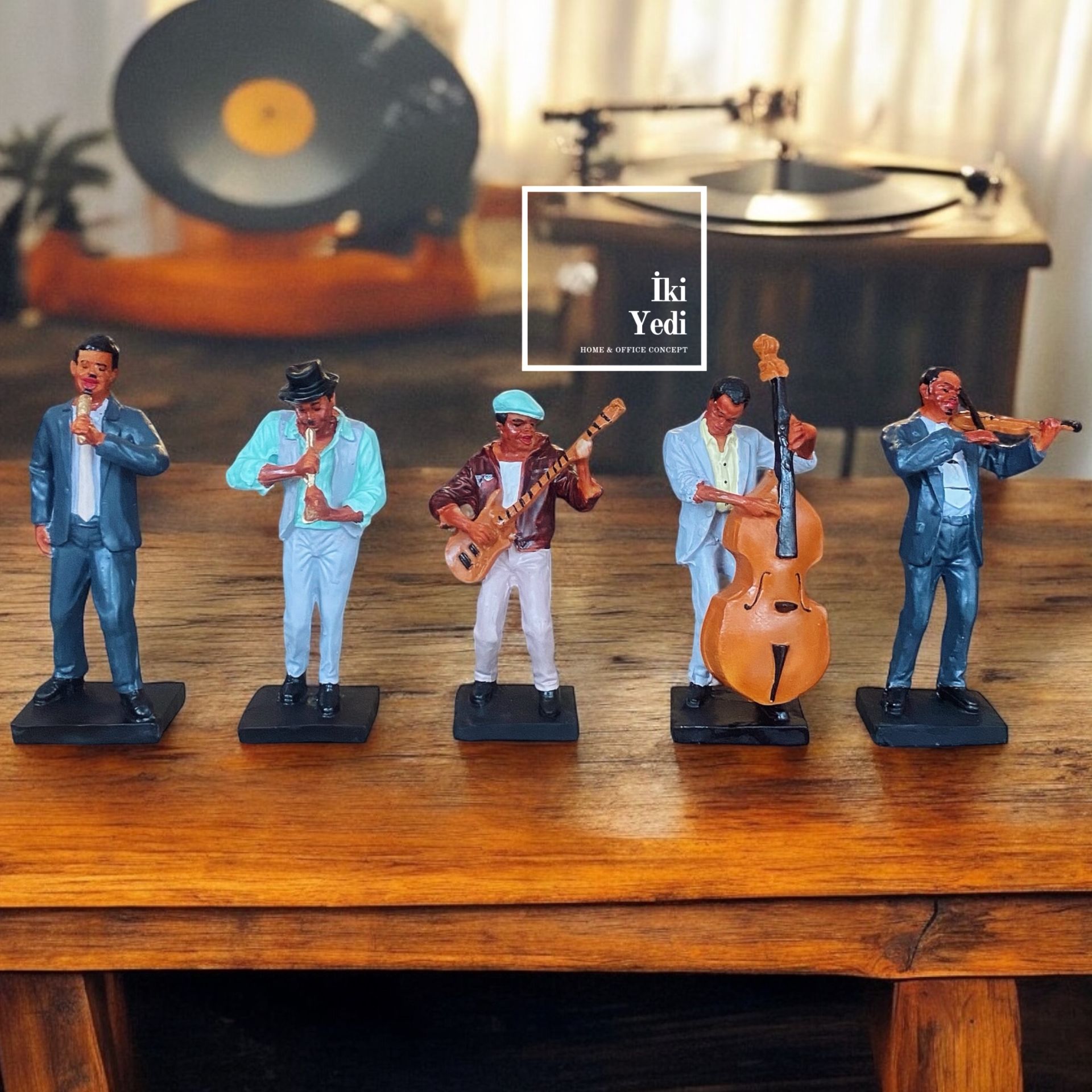 Pirlo Müzisyenler Müzik Dekoru Keman Gitar Çello Grup Şarkıcı Dekorasyon Hediyelik Dekoratif Renkli Obje Figür Ev İş Hediyesi Pozitif Tema