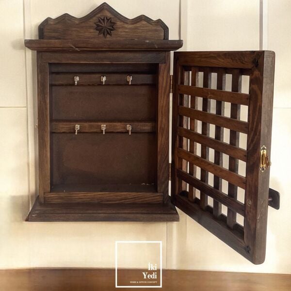 Ethel El Oyması Ahşap Anahtarlık Kutu – Duvara Asma Dekoratif Askılık, Antre Ofis Hediyelik Obje