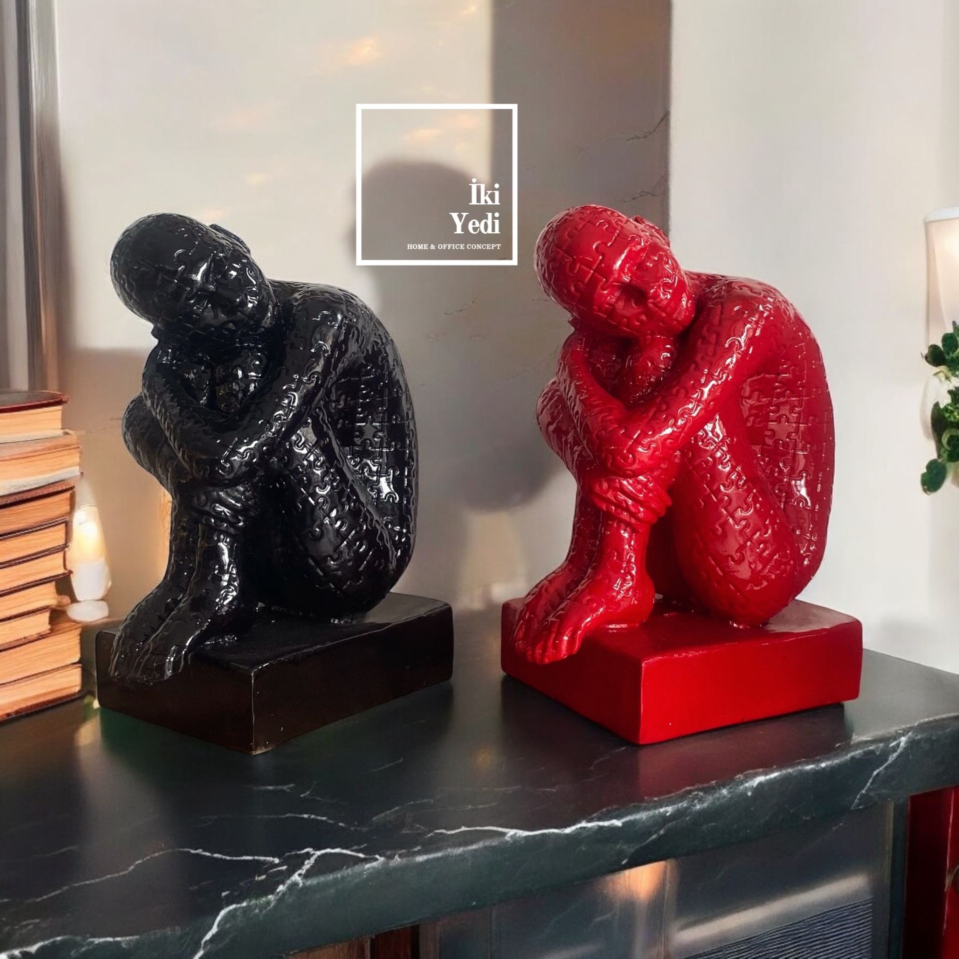 Kırmızı Siyah Puzzle Tasarım 30 cm Kadın Heykeli Modern Minimalist Dekoratif Objeler