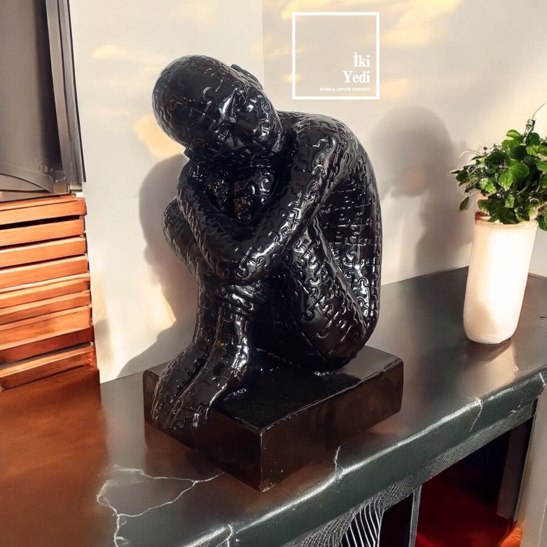 Kırmızı Siyah Puzzle Tasarım 30 cm Kadın Heykeli Modern Minimalist Dekoratif Objeler Siyah