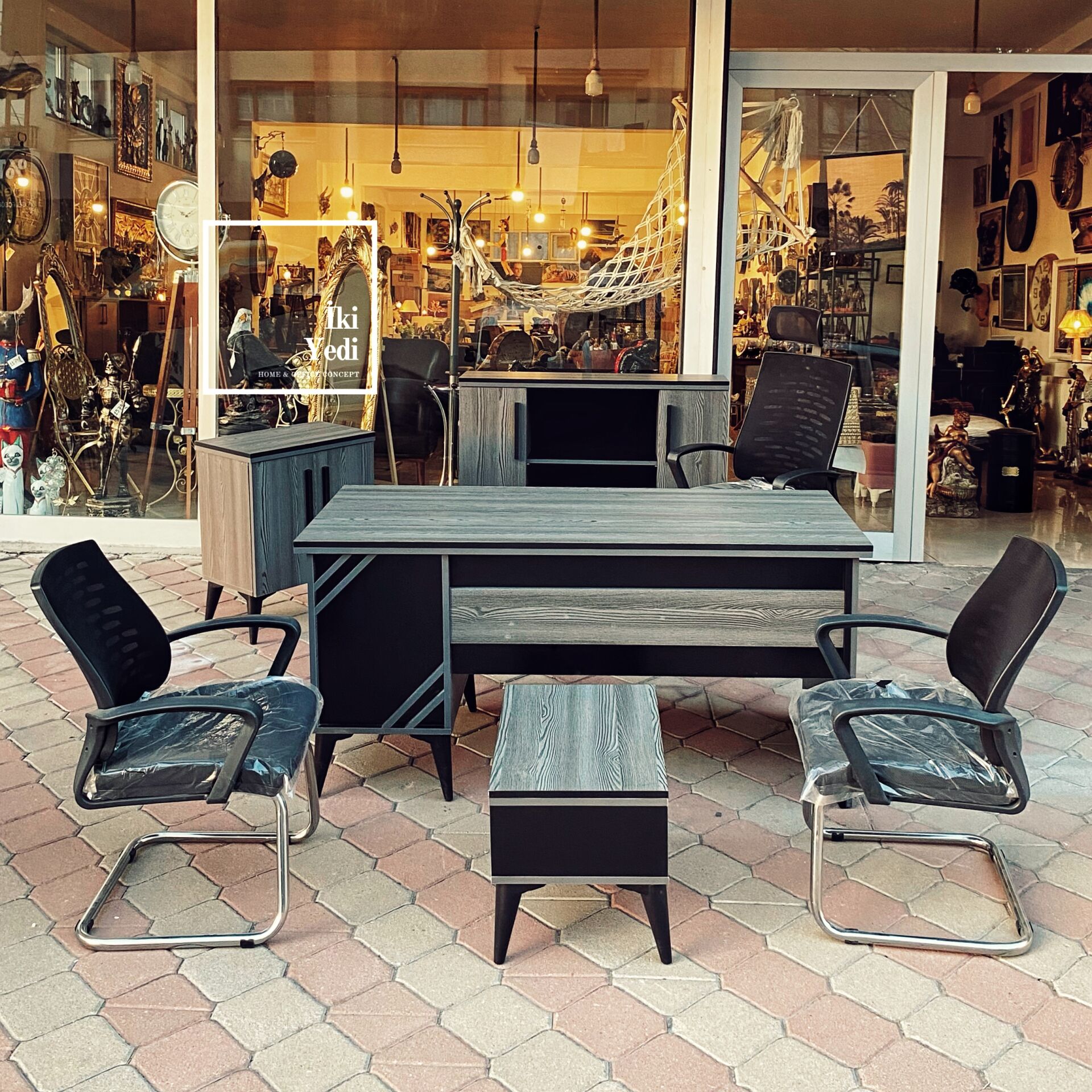 Bavyera Ofis Takımı Modern Tasarım Masa, Dolap, Etajer ve Orta Sehpa, Fileli Misafir Koltuklu Yönetici Takımı