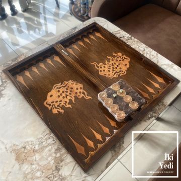 Kıbrıs Alevli Zar Figür Oyun Temalı Masif Ağaç Tavla Takımı Antik Lüks Koleksiyon Ürünü Backgammon Ofis Dekorasyonu Unutulmaz Hediye