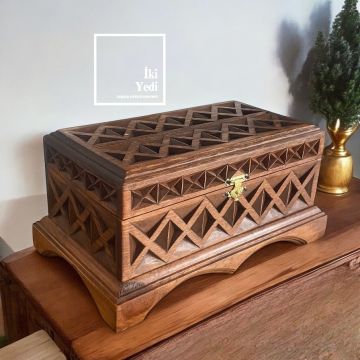 Mercado El Oyması Masif Ahşap Mücevher Kutusu – Lüks Takı ve Aksesuar Kutusu Hediyelik Dekor