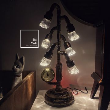 Veronese Steampunk Kafatası Başlıklı Masa Lambası, Retro Saatli Obje, Dekoratif Ev Ofis Hediyesi