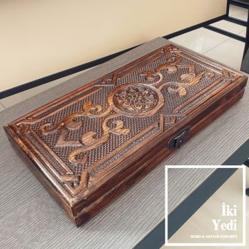 Lauren Oymalı Masif Ağaç Tavla Takımı Ahşap Satranç ve Dama Çift Taraflı Antik Lüks Koleksiyon Ürünü Backgammon Motifli Unutulmaz Hediye