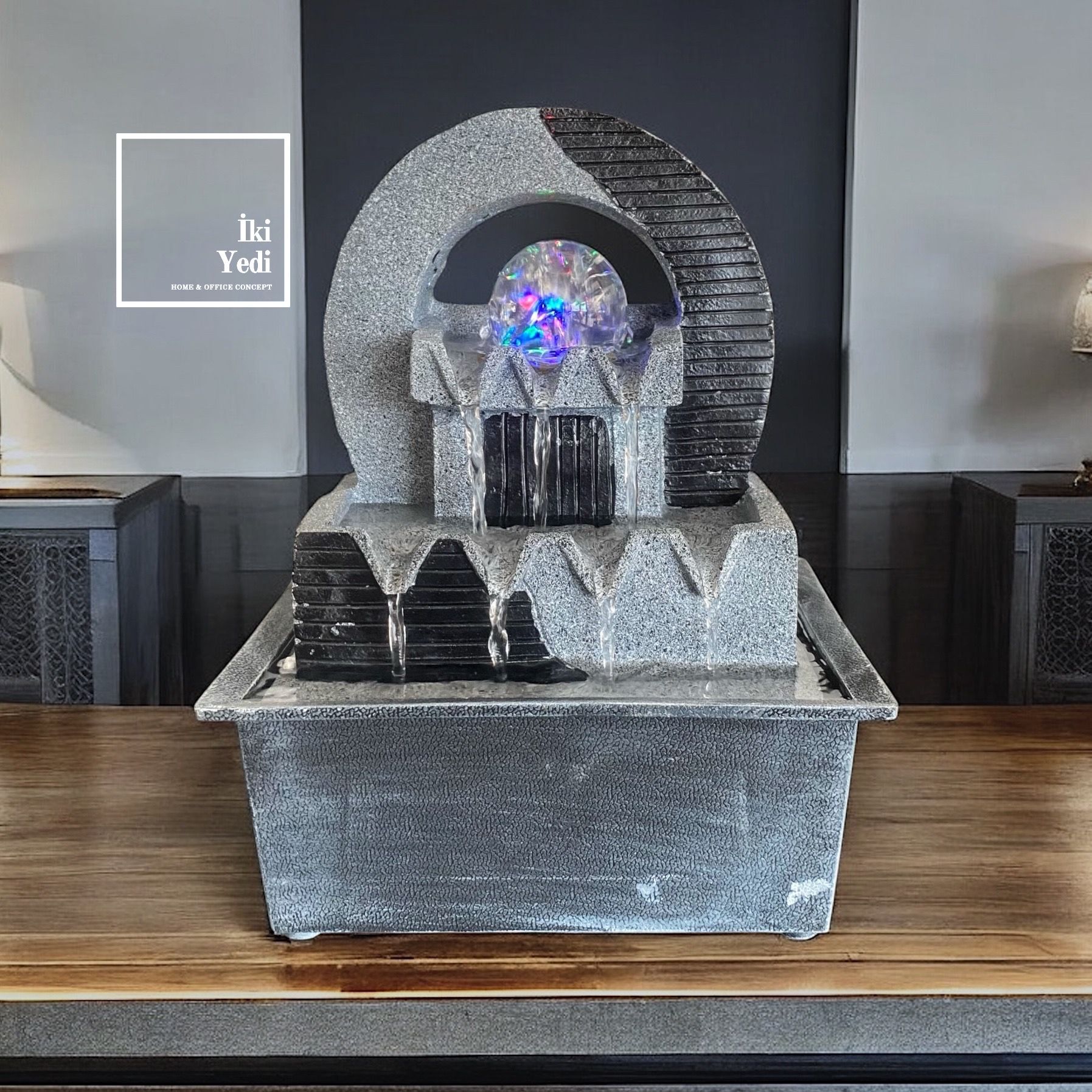 Maslow Gri Taş Görünümlü Masaüstü Şelale – Zen Dekoratif Su Çeşmesi, Feng Shui Ofis Aksesuarı