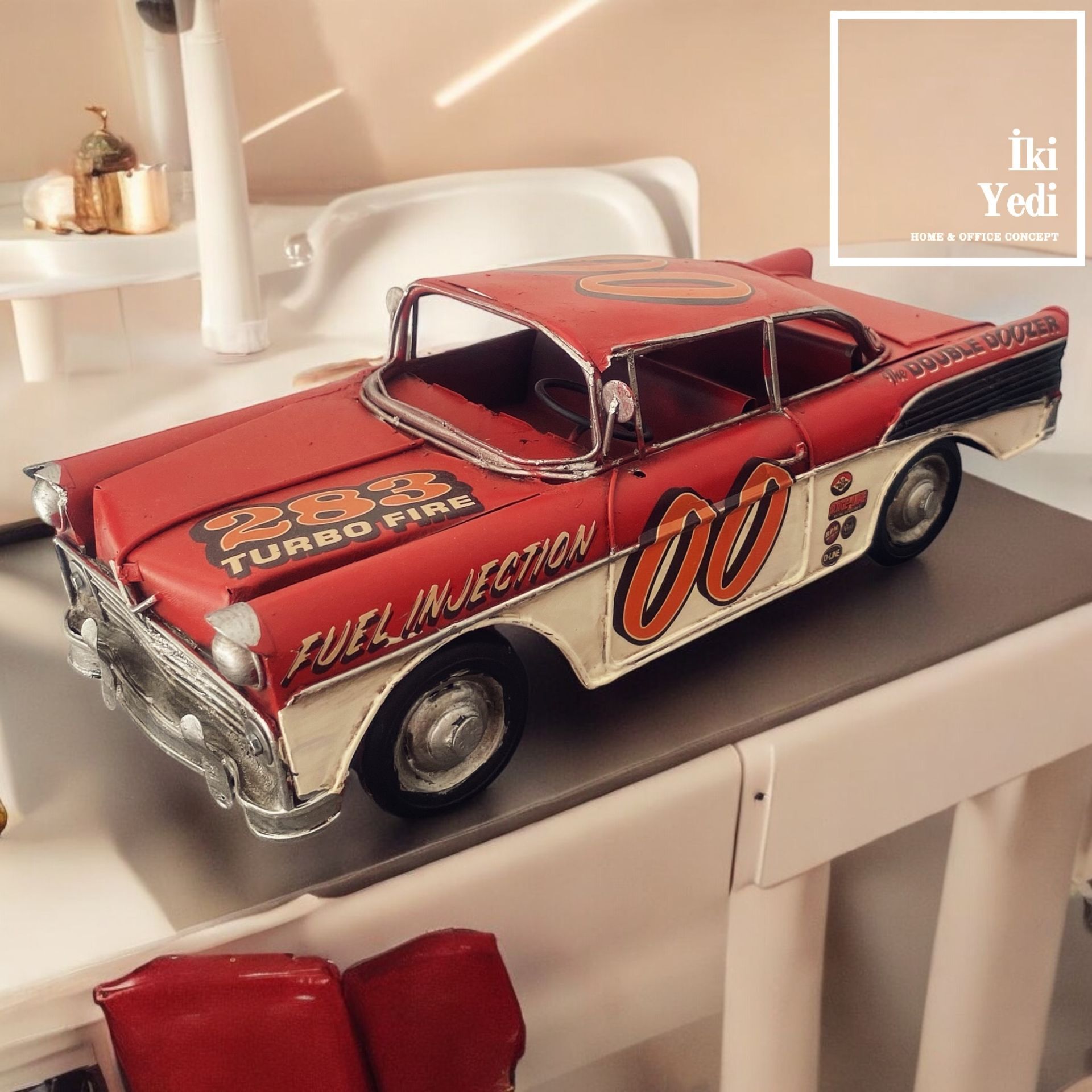 Chevy 00 28 cm Chevrolet Metal Araba Maketi – Retro Vintage Dekoratif Obje, Ofis Ev Hediyesi