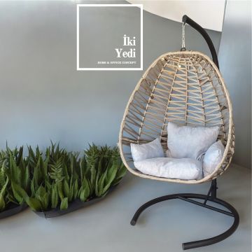 Larissa Rattan Salıncak Modeli Balkon Salıncağı Teras Bahçe Cafe Lobi Mağaza Yazlık Bahçe Mobilyaları Demir Profil İp Örgü