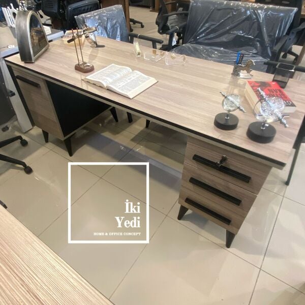 Nebraska 180 cm Ofis Mobilya Takımı Makam Odası Büro Mobilyaları Yönetici Çalışma Masası Seti Lükens Ayaklı