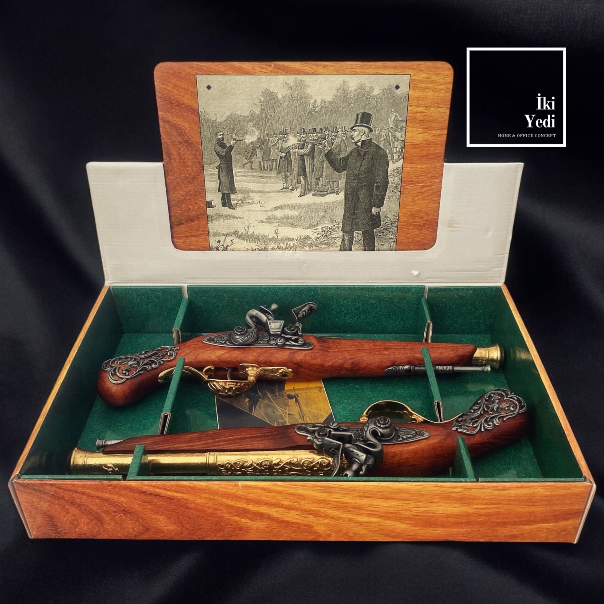 William 2’li Ahşap Kutulu Düello Tabancası Maketi, Dekoratif Tarihi Silah Seti Hediyelik Obje Lüks