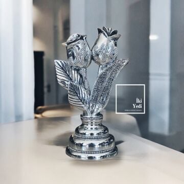 Allah C.C. ve Muhammed S.A.V. Yazılı Biblo – Gümüş Gri Lale Gül Figürlü Dini Hediyelik Obje