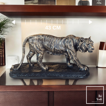 Nanedo Dekoratif Kaplan Heykeli, 43 cm Uzunluk Ofis ve Ev İçin Güç Sembolü Biblo Modern Obje Hediye