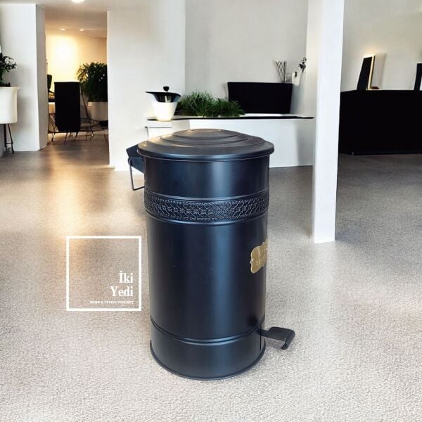 Thuram Siyah Metal Pedallı Çöp Kovası Seti 30L & 16L – Ofis Tipi Şık Çöp Kutusu, Ofis Hediyesi