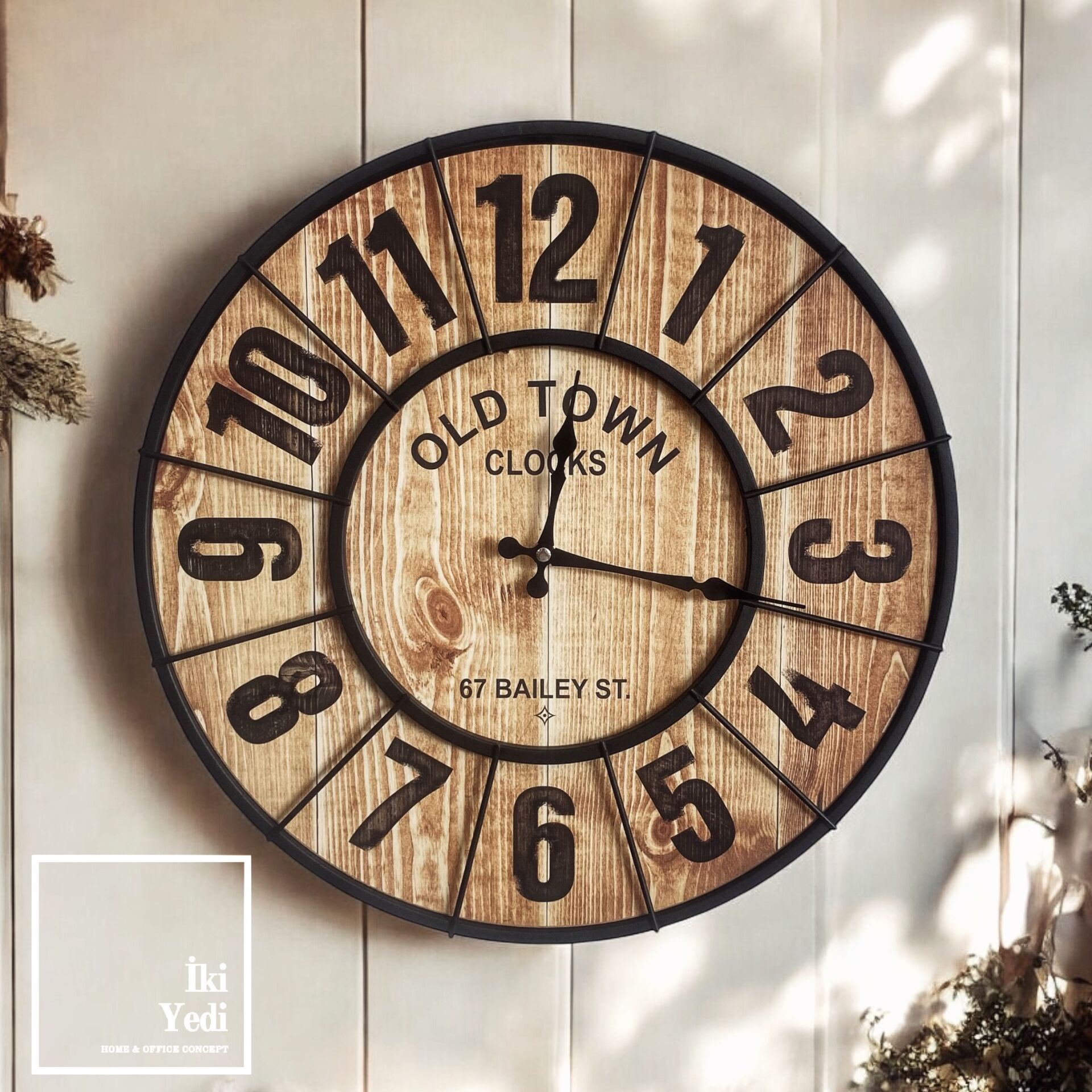 Bailey 52 cm Metal Rustik Duvar Saati, Ahşap Görünümlü Old Town Büyük Dekoratif Saat