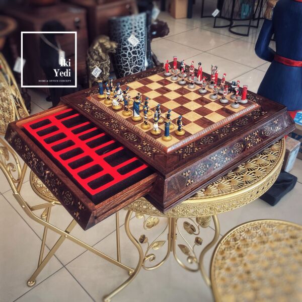 Bologna Lüks Ahşap Satranç Takımı Metal Roma Taşlar El İşi Ağaç VIP Koleksiyon Unutulmaz Hediye