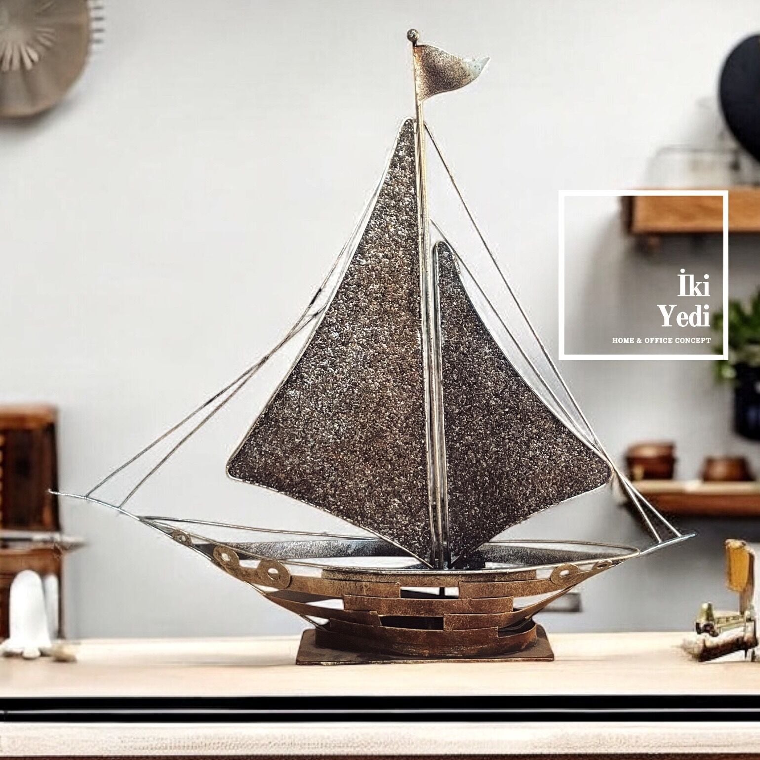 Zlatan 771 Metal Yelkenli Gemi Maketi Biblo Retro Dekoratif Obje Endüstriyel Tasarım Masa Üstü Obje