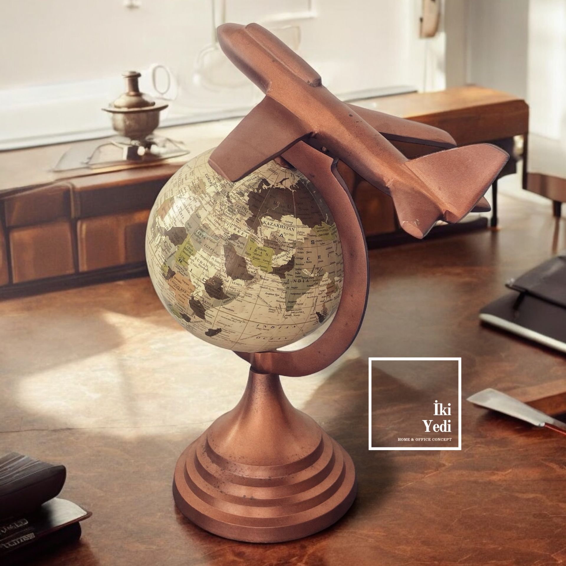 Wagner Bronz Eskitme Dünya Küresi, Uçak Tasarımlı Yerküre, Ofis Hediyesi Dekoratif Aksesuar