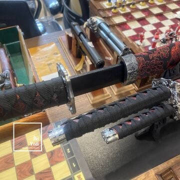 3’lü Samuray Kılıcı Seti Kırmızı Siyah Kılıf Standlı Dekoratif Katana Takımı Dekoratif Japon Kılıcı