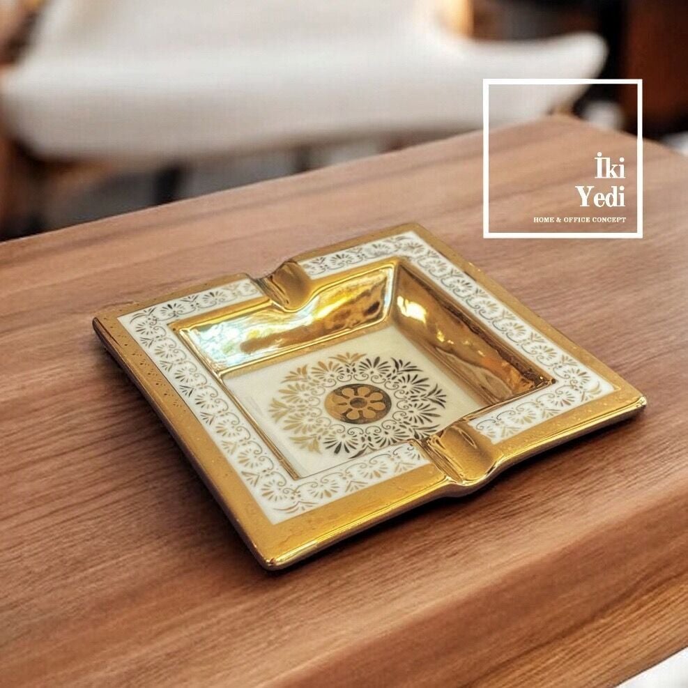 Tominay 77-1 Altın Desenli Seramik Küllük Kare Model Lüks Masa Üstü Küllük Dekoratif Obje Hediyelik