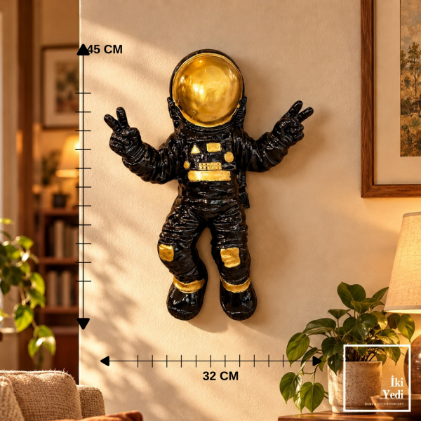 Hobbes Astronot Duvar Dekoru Siyah Gold Modern Uzay Temalı Duvar Objesi Maskot Heykel 45 cm Ev Ofis