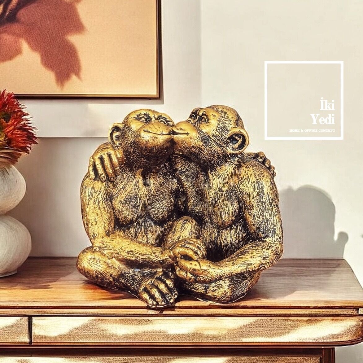 Leny Altın Renk Öpüşen Maymun Heykeli – Dekoratif Obje, Ev ve Ofis Hediyesi, Hayvan Figürlü Biblo
