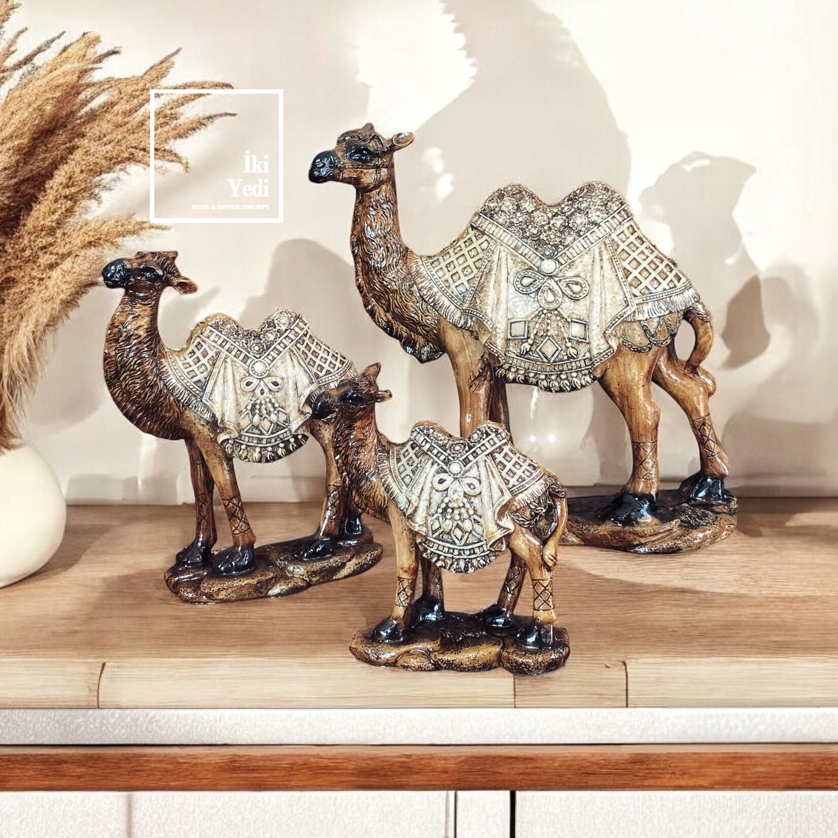 Dekoratif Deve Biblo 3’lü Set, Polyester Süs Objeleri, Ev ve Ofis Aksesuarı, Hediyelik Otantik Obje