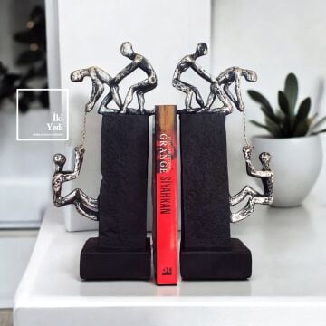 Siyah Kitap Tutucu Seti Birbirini Kurtaran Adamlar Ekip Çalışması Temalı Dekoratif Obje Ofis ve Ev