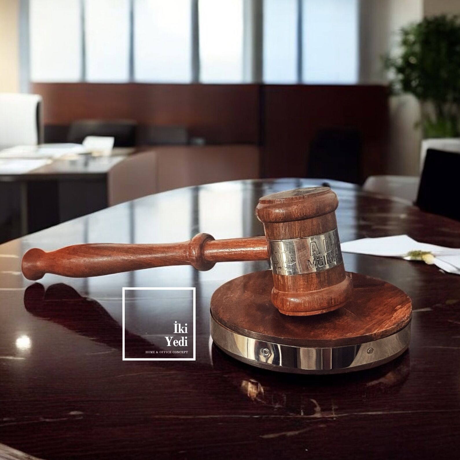 Martea Gül Ağacı Ahşap Hakim Tokmağı Gümüş Savcı Avukat Hediyelik Hukuk Objesi Ofis Dekorasyonu