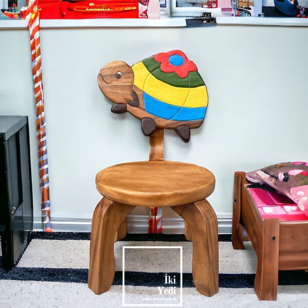 Kaplumbağa Tasarım Masif Ağaç Tabure Ahşap Çocuk Sandalyesi El İşçiliği Motifli Çocuk Odası Mobilya Karetta Karetta