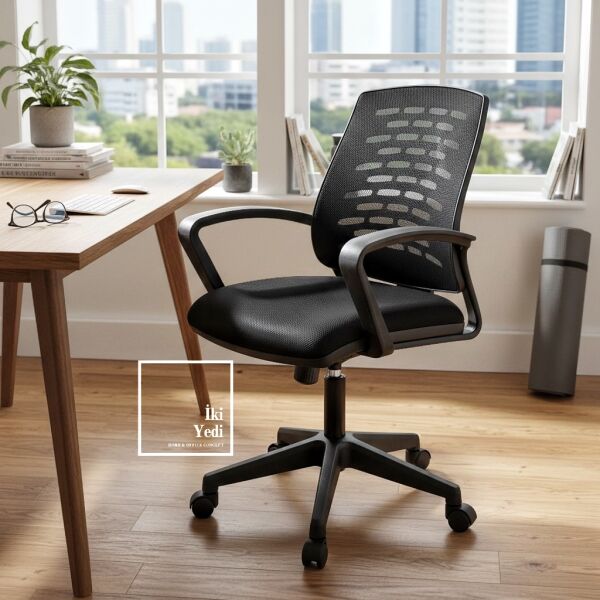 Mango Ofis Mobilya Takımı Modern Ofis Masa Seti Ergonomik Fileli Sandalyeler ile Şık Büro ve Çalışma Odası Dekorasyonu