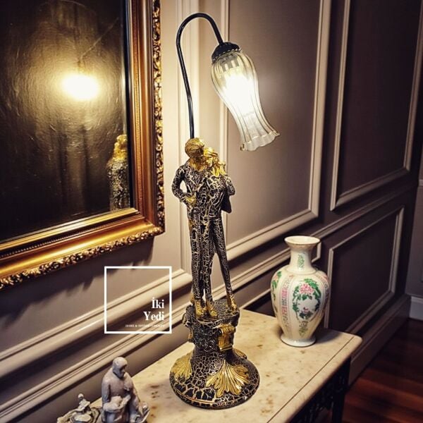 Billyann Siyah & Gold 83 cm Yüksekliğe Sahip Romantik Çift Figürlü Masa Lambası Dekoratif Abajur