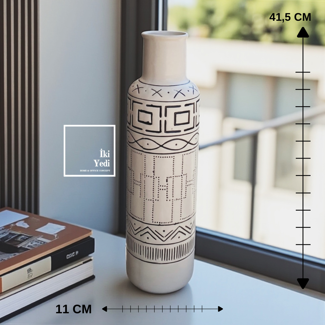 Shaffer 771 Dekoratif Seramik Vazo Etnik Desenli Beyaz Tasarım Modern Ev Ofis Aksesuarı Hediye Obje