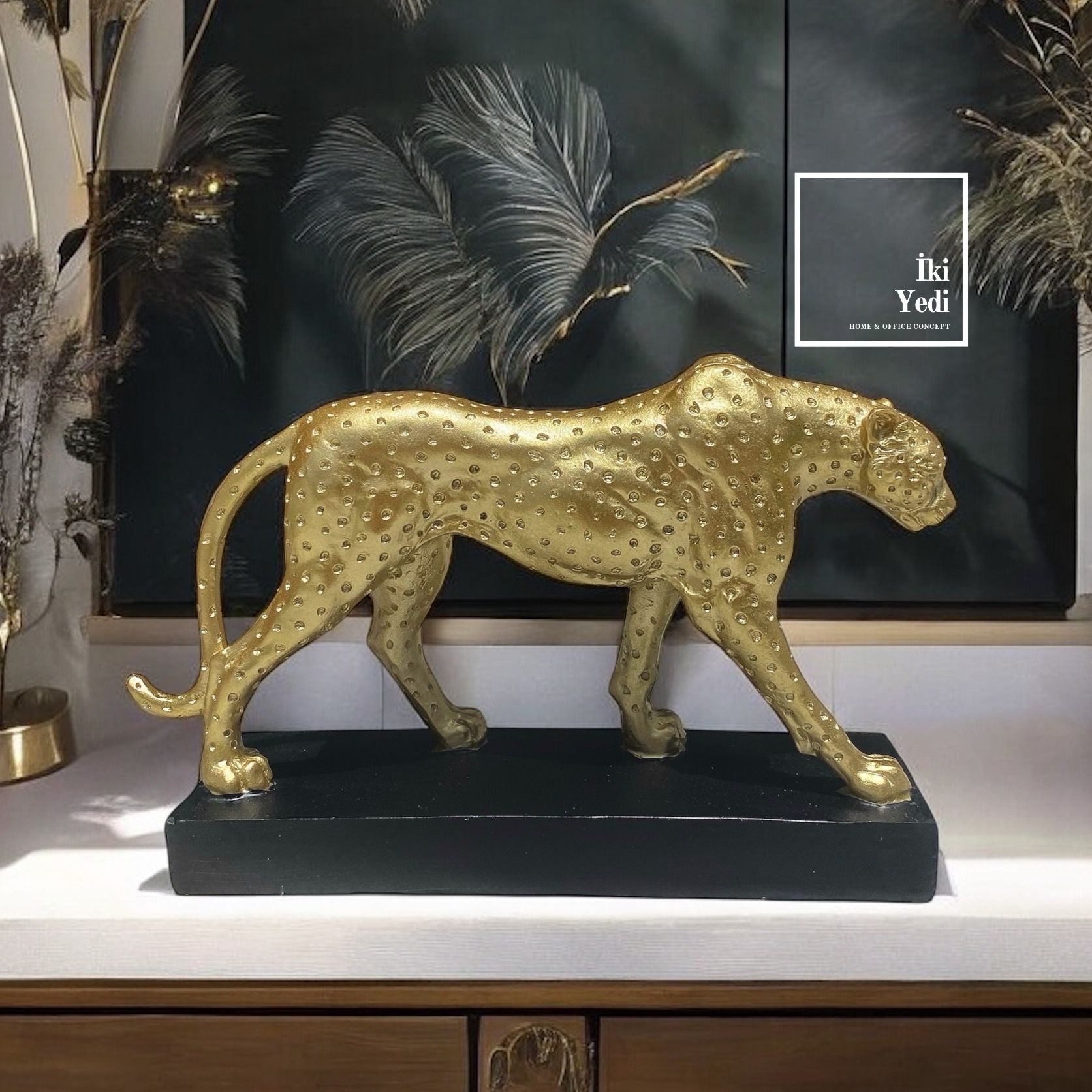 Ndome Altın Rengi Leopar Biblo Yürüyen Leopar Figürlü Dekoratif Heykel, Lüks Ev ve Ofis Masaüstü