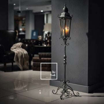 Nancarrow Vintage Büyük Ayaklı Mumluk Fener 125 cm Metal Dekoratif Şamdan Salon Ofis Köşe Dekorları