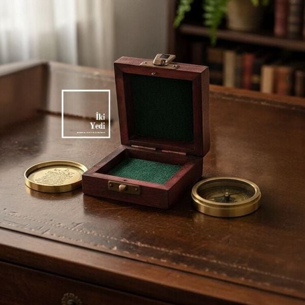 Kookaburra Kuşu Figürlü Vintage Ahşap Kutulu Pirinç Pusula Denizci Tema Dekoratif Antik Hediye Obje