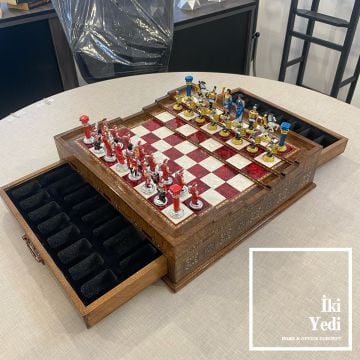 Thricius Arena Tasarım Çekmeceli Masif Ahşap Satranç Takımı El İşçiliği Ağaç Satranç Seti Lüks VIP