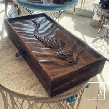 Su Dalgası Efektli Oymalı Timsahlı Masif Ahşap Tavla Takımı Ahşap Satranç ve Dama Çift Taraflı