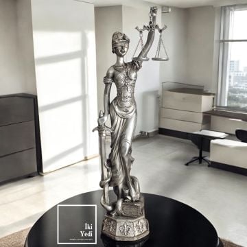 Adalet Tanrıçası Heykeli 69 cm Gümüş Gri Büyük Boy Themis Biblosu Lady Justice Hukuk Ofisi Dekorasyon Ürünleri Avukata Hediye