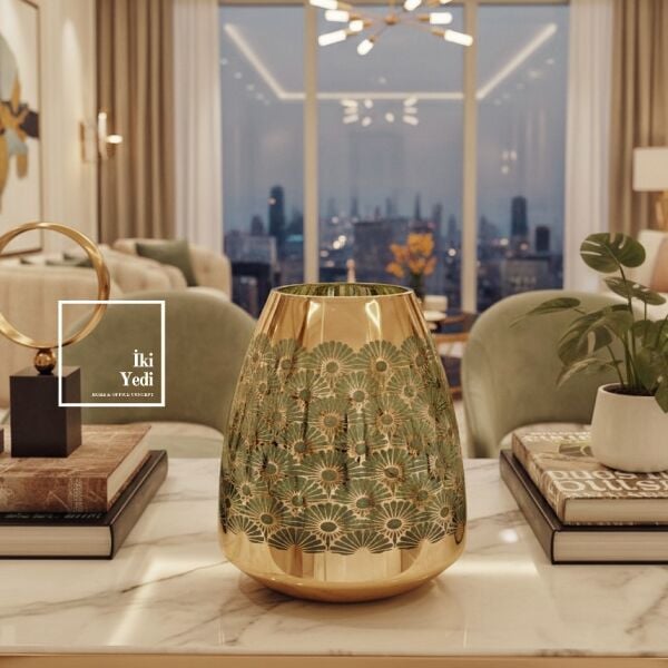 Quesnoy 771 Altın Yaldızlı Yeşil Desenli Cam Vazo Modern Salon Dekoru Şık Masa Üstü Dekoratif Obje