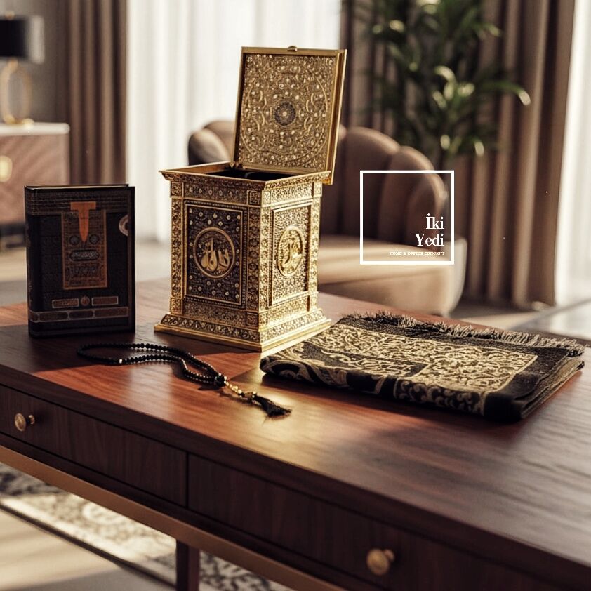 Mahfuz Şık Kur’an Kutusu Seti – Seccade, Tesbih ve Kur’an-ı Kerim Özel Hediye Seti Geleneksel Dini